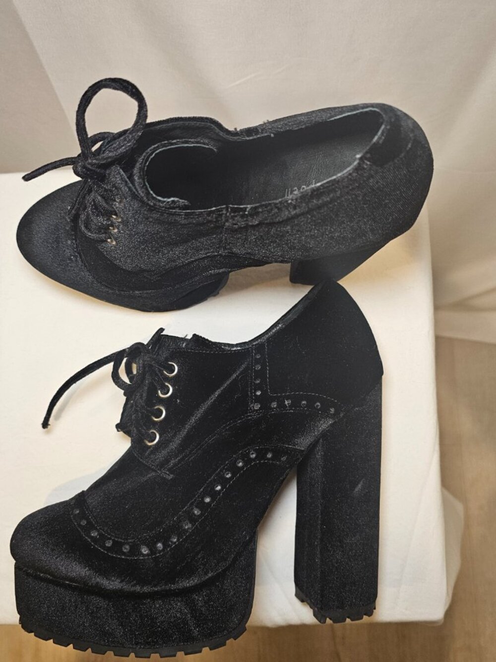 Jeffrey Campbell Pomeroy Velvet Platform Oxford Booties Lace Up Women's Size 10 - Picture 2 of 7